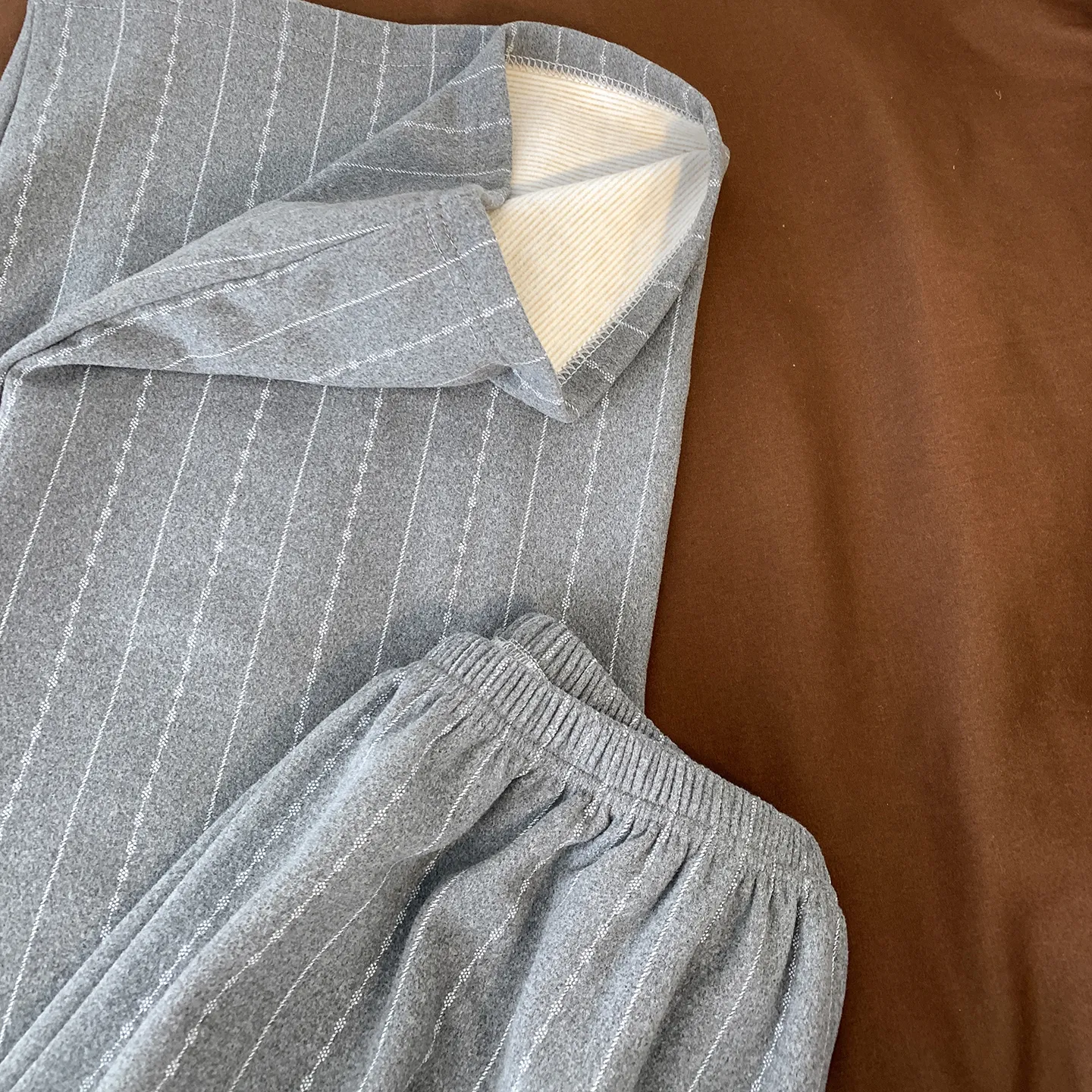 Korean Style Cashmere Striped Couple Pajamas Women's Autumn Winter Long Sleeve Thick Wearable Outside Men's Set Premium Feel · Wholesale · OEM · Worldwide Shipping - Detail 12