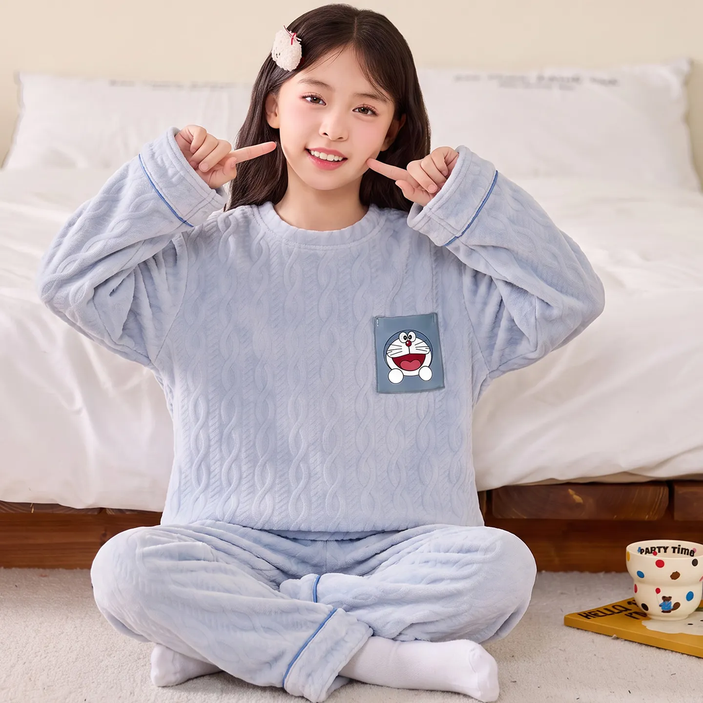 New Girls' Winter Pajama Set, Island Fleece Long Sleeve Crew Neck Pullover with Cute Cartoon Print, Warm Kids Loungewear · Wholesale · OEM · Worldwide Shipping - View 1