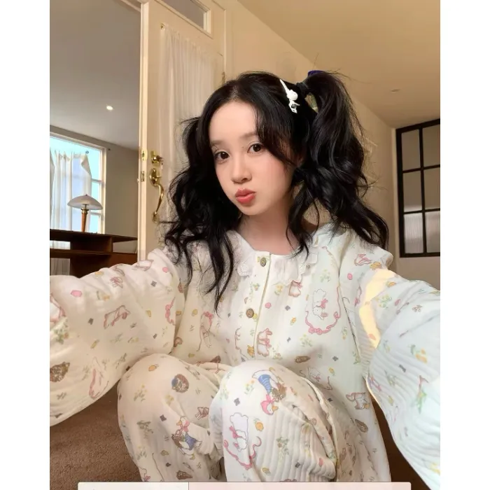 Set Piyama Cardigan 240g Air Quilted Korea Style Wanita dengan Renda, Kupu-kupu, dan Motif Bunga · Grosir · OEM · Pengiriman Global - Detail 6