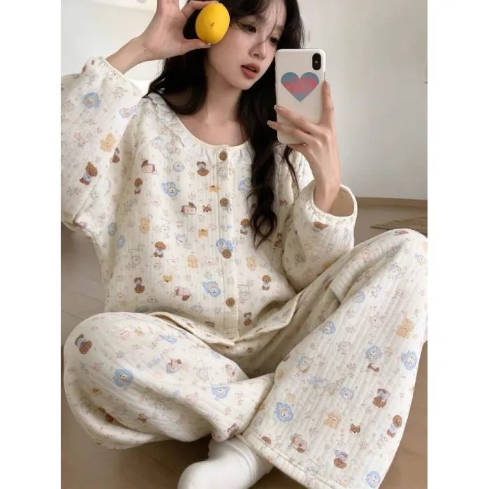Set Piyama Cardigan 240g Air Quilted Korea Style Wanita dengan Renda, Kupu-kupu, dan Motif Bunga · Grosir · OEM · Pengiriman Global - Detail 10