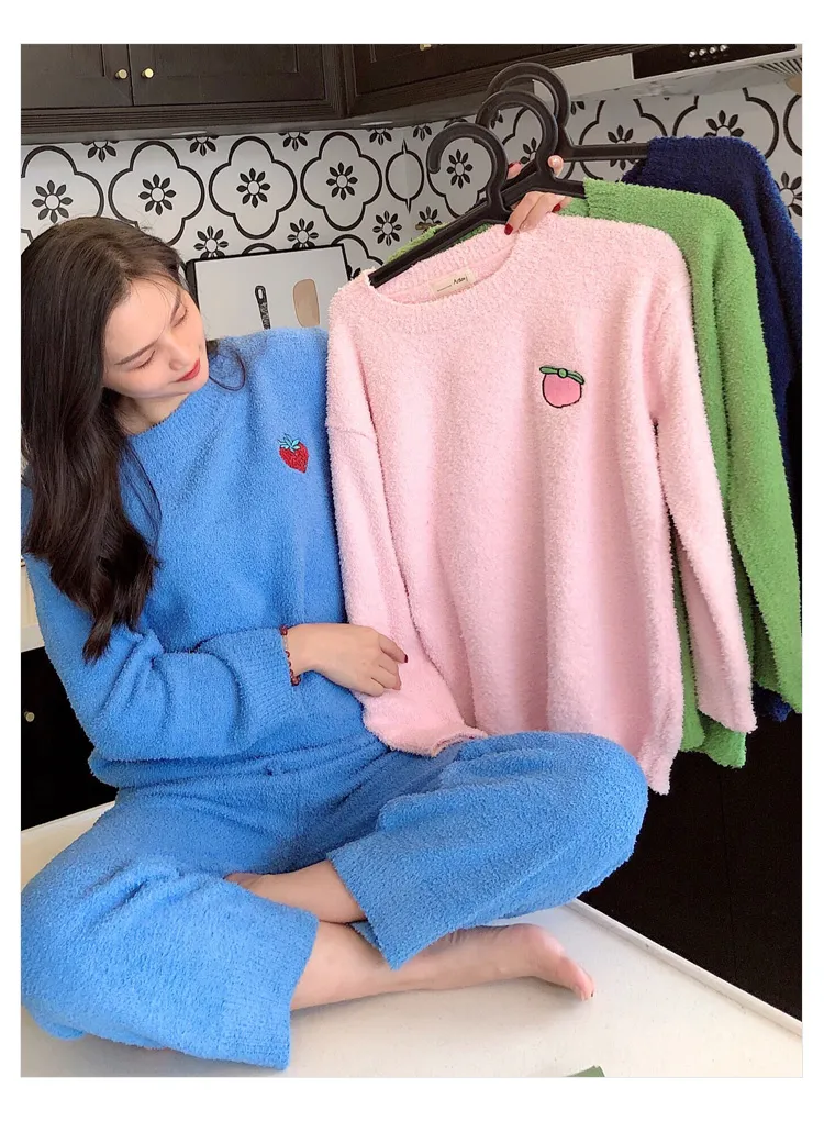 Ensemble pyjama femme demi-velours d'automne-hiver manches longues pantalon long deux pièces décontracté simple col rond pull-over vêtement d'intérieur portable à l'extérieur · Grossiste · OEM · Mondial - Detail 7