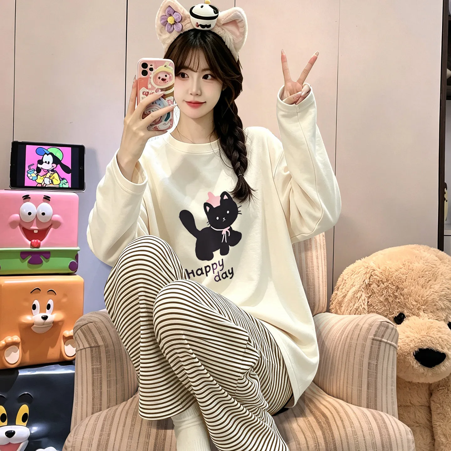 여성 봄 가을 신상 순면 긴팔 긴바지 투피스 캐주얼 심플 라운드넥 풀오버 외출 가능 홈웨어 · 도매 · OEM · 전 세계 배송 - View 3