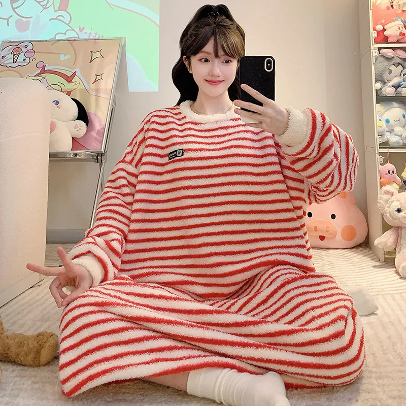 Women's Pajamas Winter New Half-Sherpa Fleece Nightdress Korean Style Loose Plus Size Up to 125kg Wearable Loungewear M-2XL · Wholesale · OEM · Worldwide Shipping - View 1