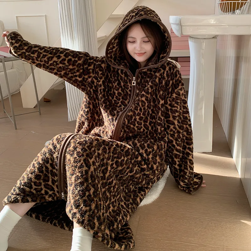 Robe de nuit à capuche longue à fermeture éclair en velours double face pour femme, pyjama d'intérieur ample grande taille 250 jin · Grossiste · OEM · Mondial - Detail 6