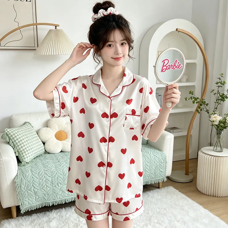 Yuanxing 2197 Gaya Ins Populer Temperamen Manis Hati Lengan Pendek Celana Pendek Pakaian Rumah Imitasi Sutra Wanita Set Piama · Grosir · OEM · Pengiriman Global - View 2