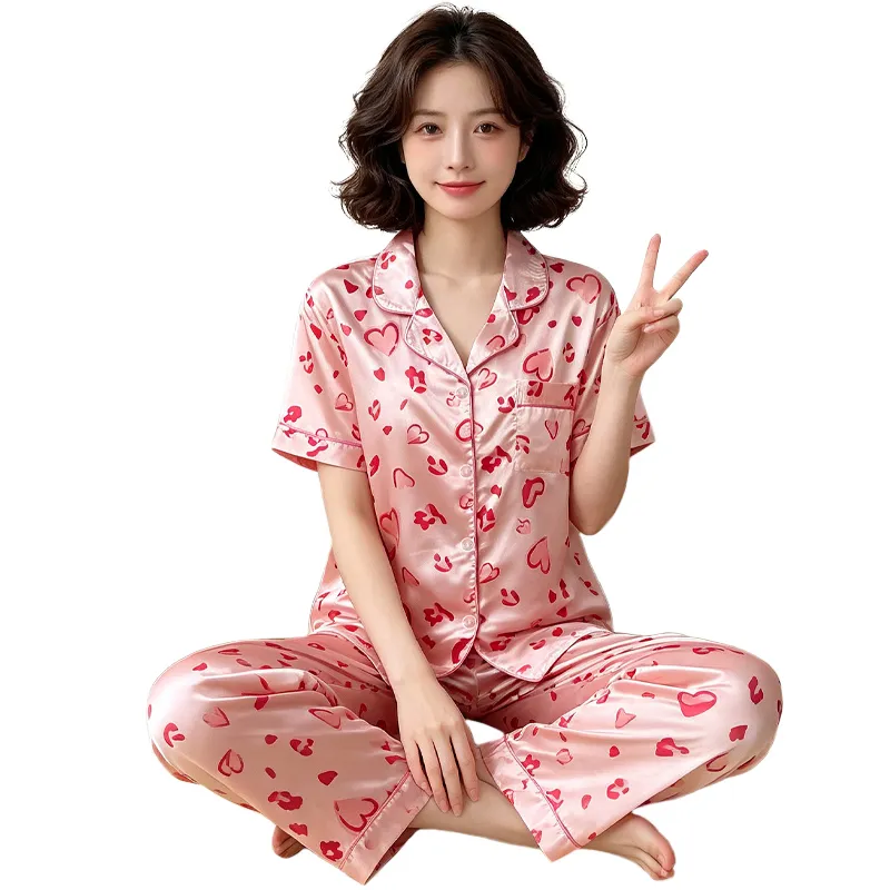 Ensemble pyjama court femme style coréen mignon rose cœur en soie artificielle Source Xing 2280, haut manches courtes et pantalon long · Grossiste · OEM · Mondial - View 4