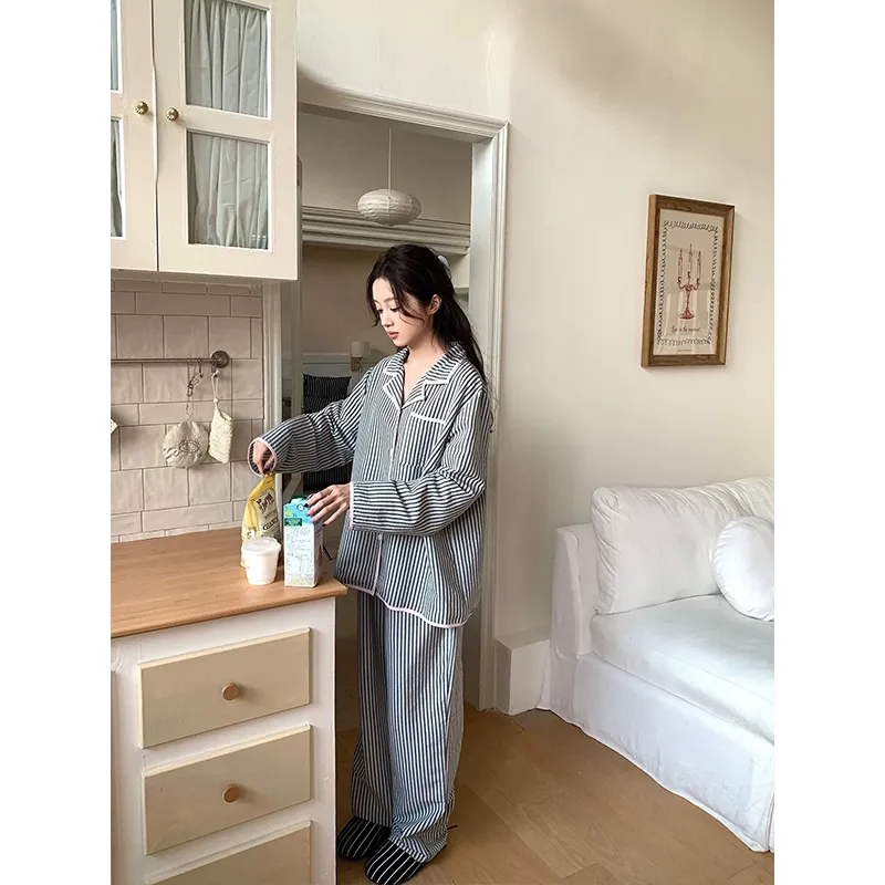 Piyama Wanita Musim Semi Musim Gugur Lengan Panjang Warna Kontras Strip Berkualitas Tinggi Setelan Pakaian Rumah 2 Potong Bisa Dipakai Keluar · Grosir · OEM · Pengiriman Global - View 1