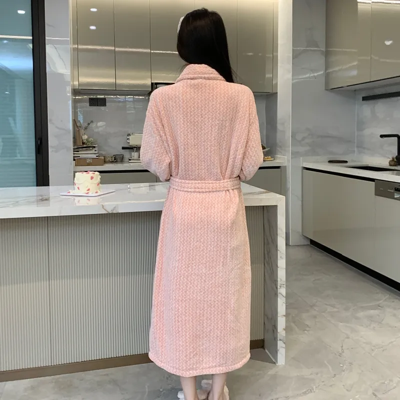 Automne hiver peignoir femme chaud flanelle robe de bain ample ceinture pyjama rose épaissi pur polaire corail · Grossiste · OEM · Mondial - View 3