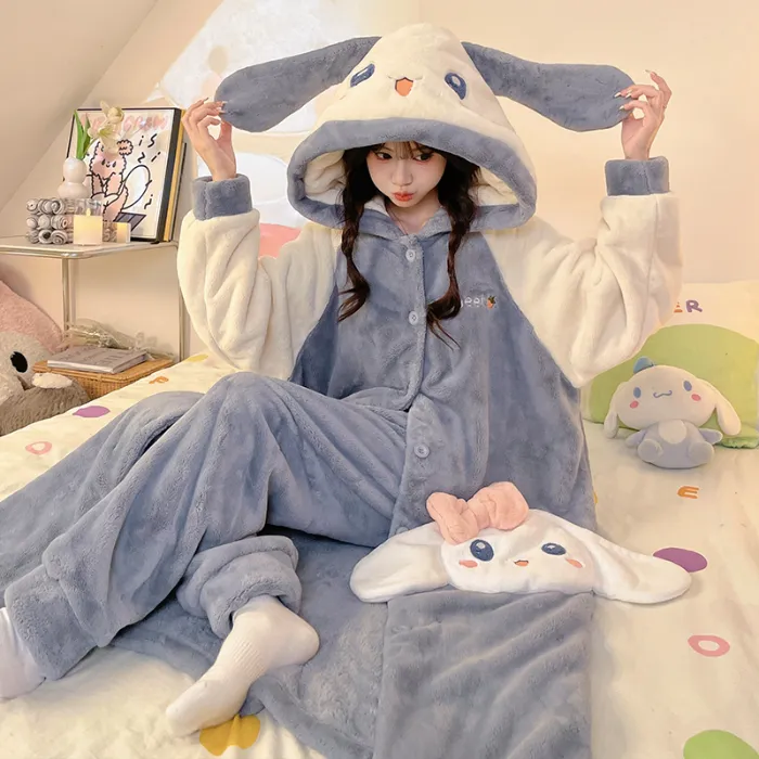 2581W# Winter Pajamas for Women New Robe Set Flannel Cartoon Hooded Loose Loungewear Set 280g · Wholesale · OEM · Worldwide Shipping - Detail 2