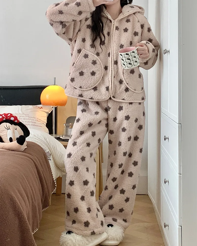 2639H# Nouvelle collection hiver pyjama femme polaire à poils longs à fermeture éclair avec capuche jeune fille portable à l'extérieur ensemble de vêtements d'intérieur 260 grammes · Grossiste · OEM · Mondial - View 2