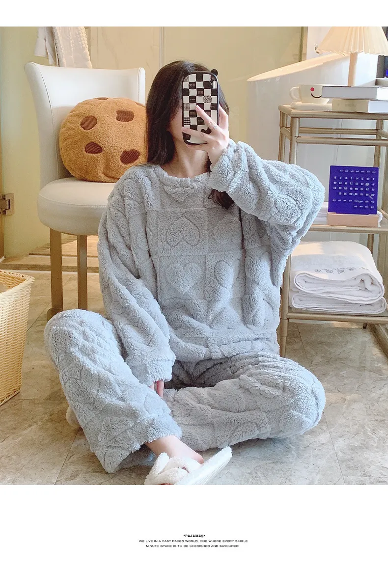بيجامة نسائية شتوية بأكمام طويلة وبنطال طويل، مقاس كبير حتى 250 رطلاً، ملابس منزلية قابلة للارتداء خارج المنزل، بقماش مخملي منقوش · بيع بالجملة · تصنيع حسب الطلب · شحن عالمي - Detail 21