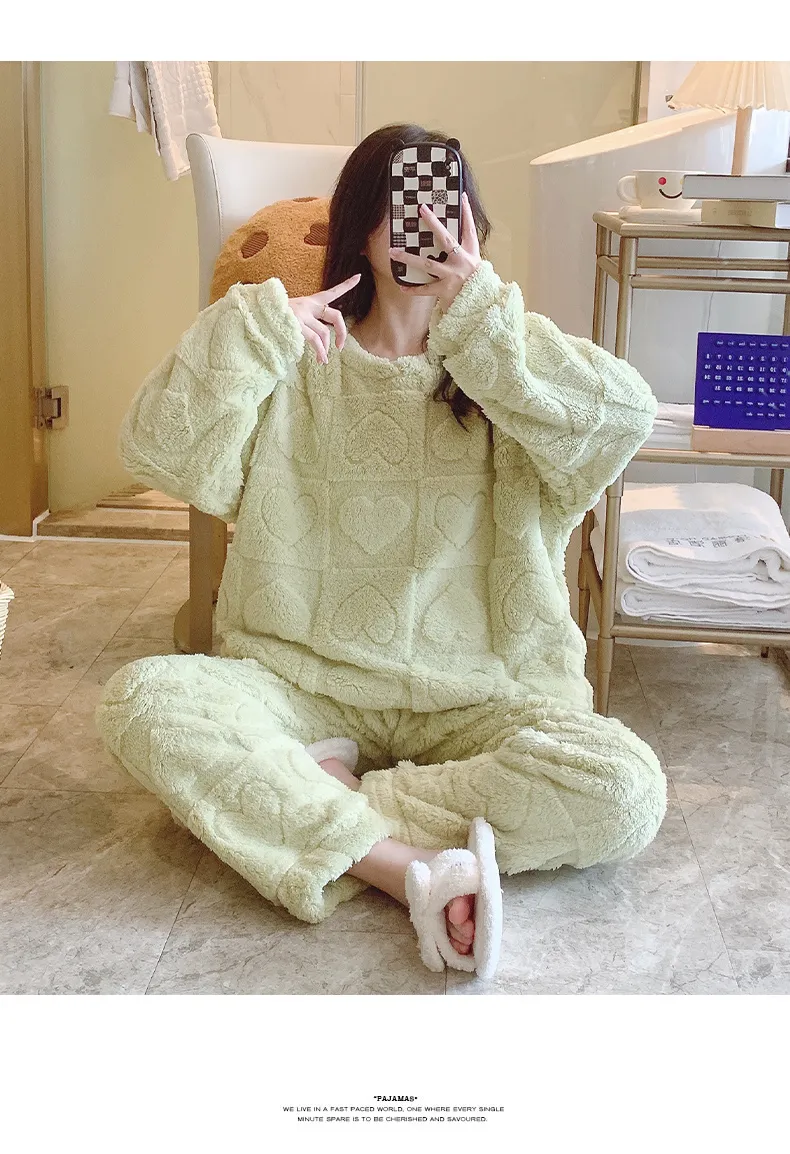 بيجامة نسائية شتوية بأكمام طويلة وبنطال طويل، مقاس كبير حتى 250 رطلاً، ملابس منزلية قابلة للارتداء خارج المنزل، بقماش مخملي منقوش · بيع بالجملة · تصنيع حسب الطلب · شحن عالمي - Detail 13