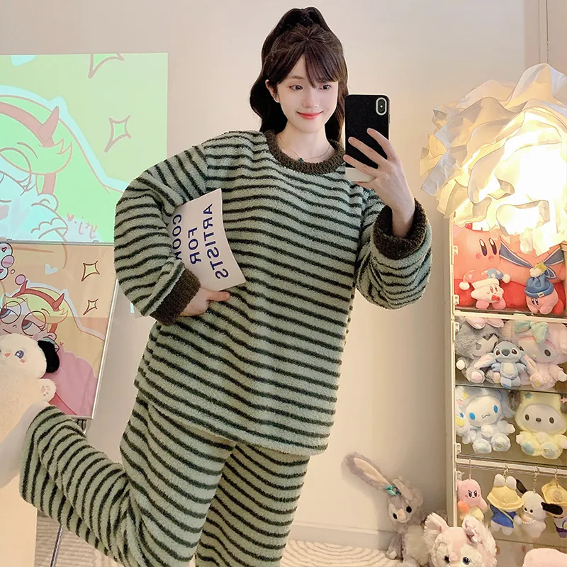 Piyama Wanita Bahan Half Fleece Lembut Lengan Panjang Celana Panjang Ukuran Besar Jumbo 220 Pon Musim Dingin Santai Bisa Dipakai di Luar · Grosir · OEM · Pengiriman Global - View 3