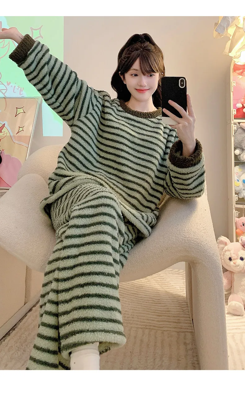 Pyjama femme en velours mi-côtelé, loisirs d'hiver, manches longues et pantalon long, grande taille jusqu'à 110 kg, tenue d'intérieur portable à l'extérieur · Grossiste · OEM · Mondial - Detail 18