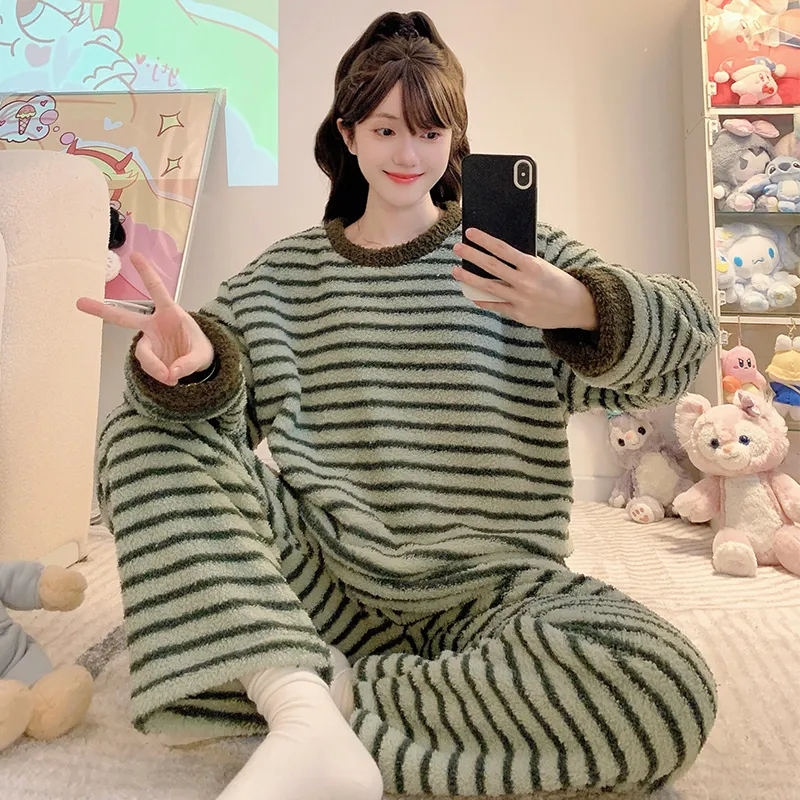 하프 플리스 파자마 여성 겨울 캐주얼 긴팔 긴바지 빅사이즈 220근 홈웨어 외출복