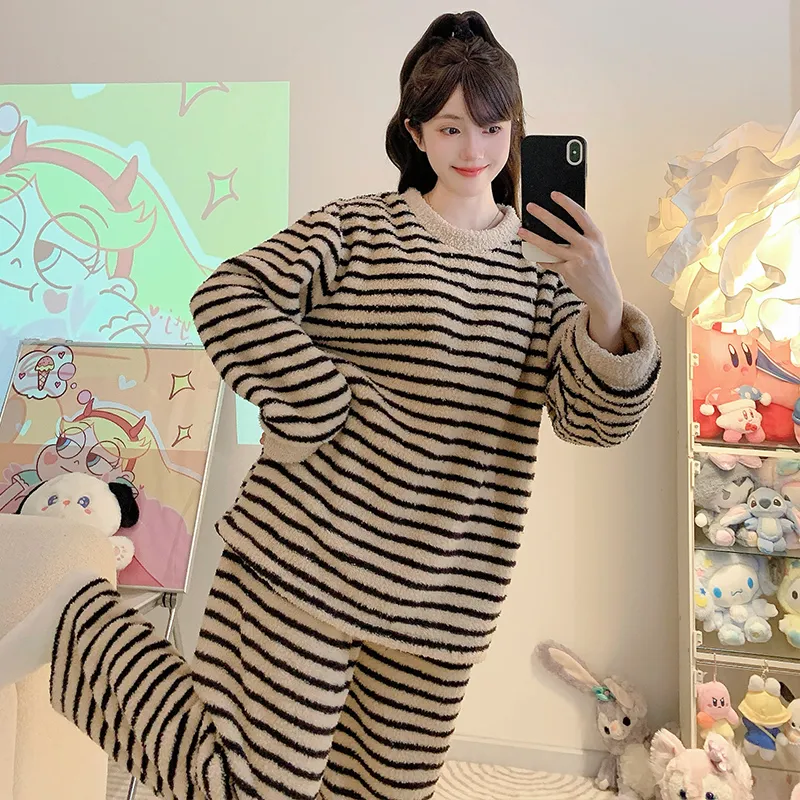 Piyama Wanita Bahan Half Fleece Lembut Lengan Panjang Celana Panjang Ukuran Besar Jumbo 220 Pon Musim Dingin Santai Bisa Dipakai di Luar · Grosir · OEM · Pengiriman Global - View 2