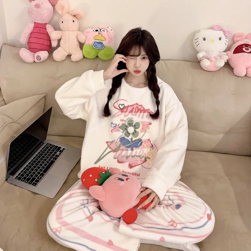 Nouvelle flanelle 260g pyjama femme hiver mi-épais manches longues pantalon long ensemble mignon cartoon ample tenue d'intérieur · Grossiste · OEM · Mondial - View 3