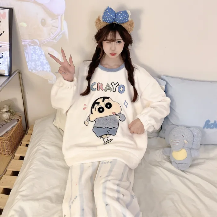 Nouveauté automne-hiver 2026, pyjama pour jeune fille en flanelle 290 g, col rond, épais, adorable motif cartoon, ensemble de homewear · Grossiste · OEM · Mondial - Detail 10