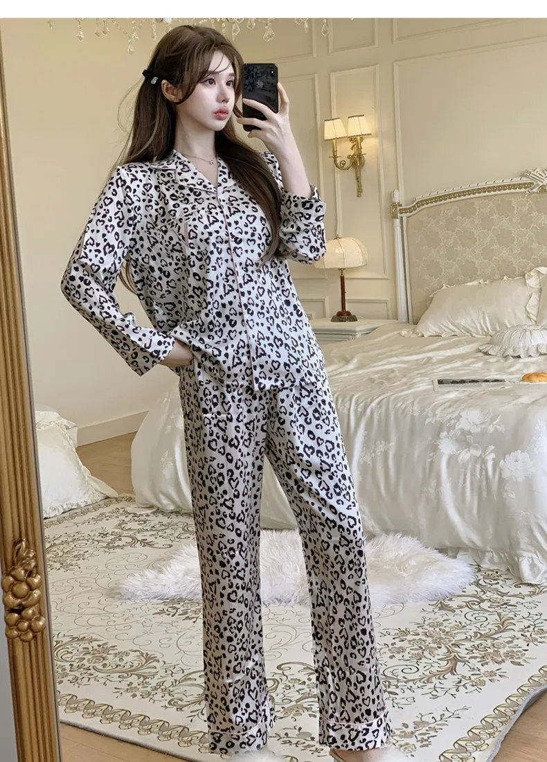 Western-Style Ice Silk Pajama Set, Leopard Print Long Sleeve Premium Spring/Autumn Loungewear, Wearable Outside · Wholesale · OEM · Worldwide Shipping - Detail 1