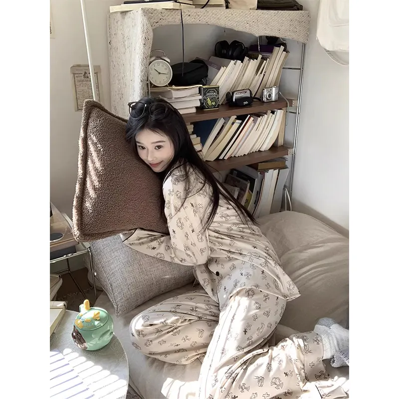 Pakaian Tidur Wanita Musim Gugur Musim Dingin 2026 Model Terbaru Lengan Panjang Celana Panjang HelloKitty Set Cardigan 2 Potong Piyama Rumahan Mewah · Grosir · OEM · Pengiriman Global - View 2