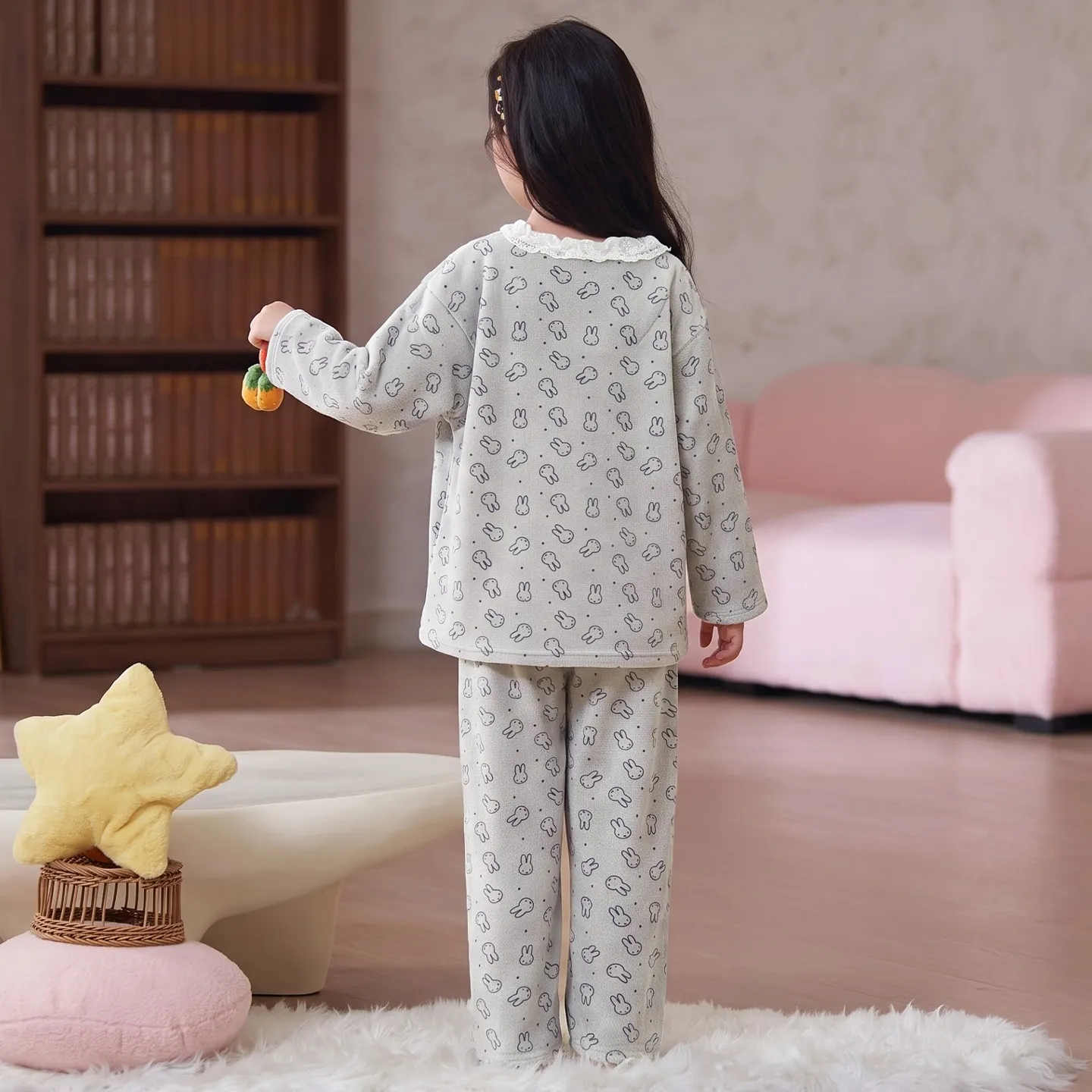 New Winter Kids Pajama Set for Girls, Dralon Fleece Long Sleeve Loungewear for Older Children · Wholesale · OEM · Worldwide Shipping - View 4