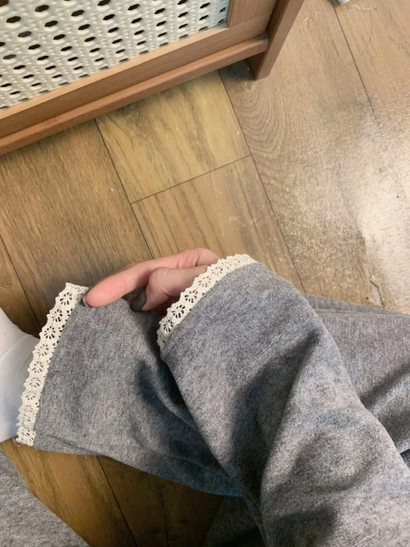Ensemble pyjama femme 3382 gris avec dentelle en polaire Dralon, nouvelle collection automne-hiver 2026, épais, style tendance, vêtement d'intérieur · Grossiste · OEM · Mondial - View 2