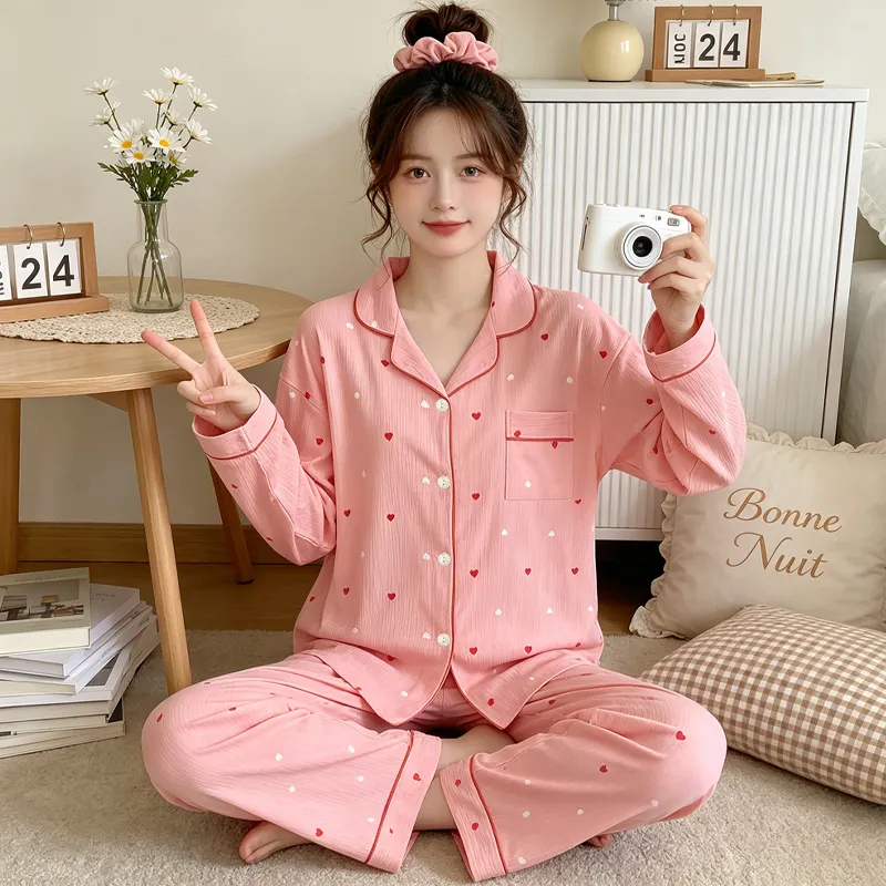 Yuanxing 35108 Ins Style Korean Sweet Pink Heart Pleated Fabric Long Sleeve Loungewear Women's Pajama Set · Wholesale · OEM · Worldwide Shipping
