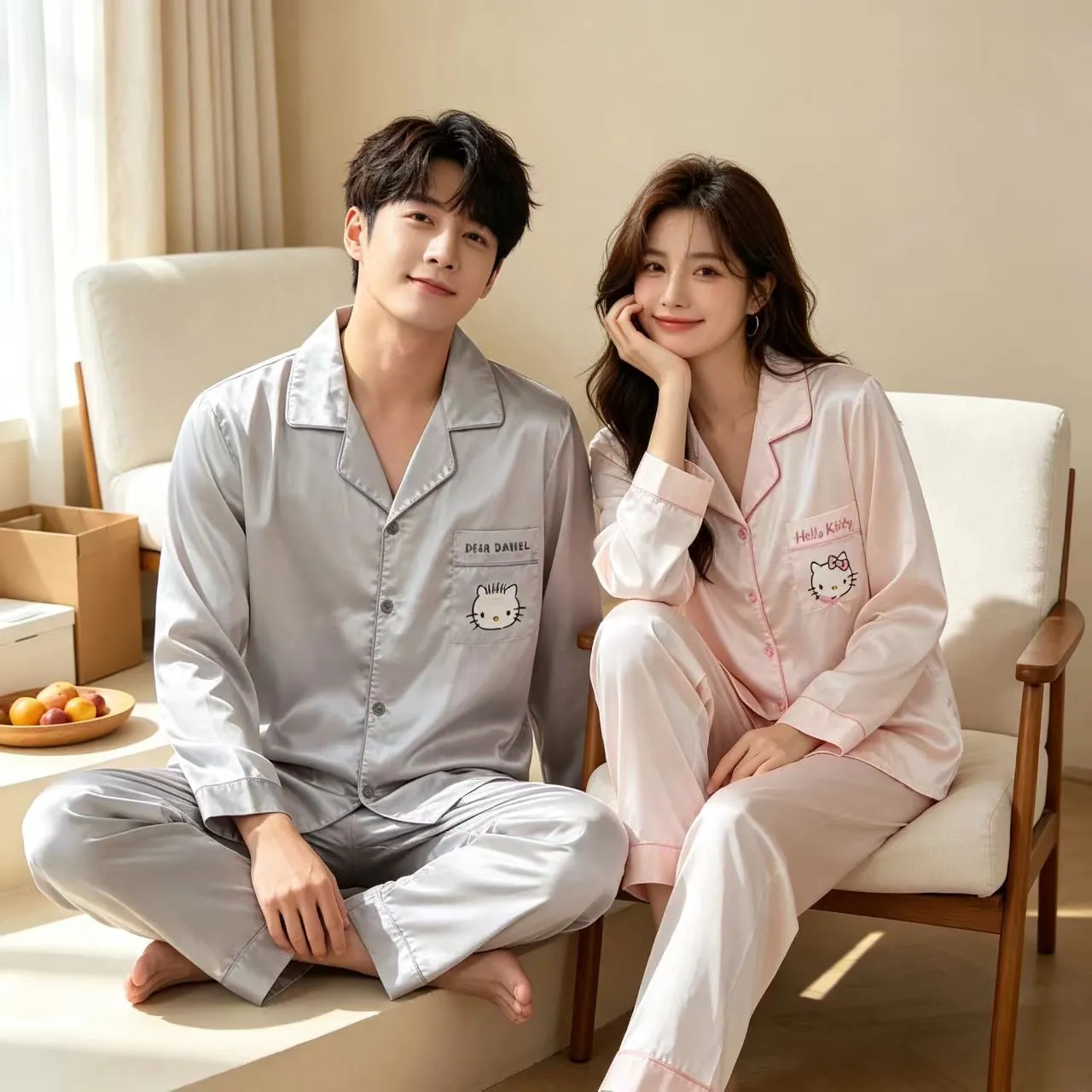 봄가을 신상 커플 아이스실크 긴팔 긴바지 투피스 세트 만화 KT고양이 외출 가능 홈웨어 얇은 파자마 · 도매 · OEM · 전 세계 배송 - View 4