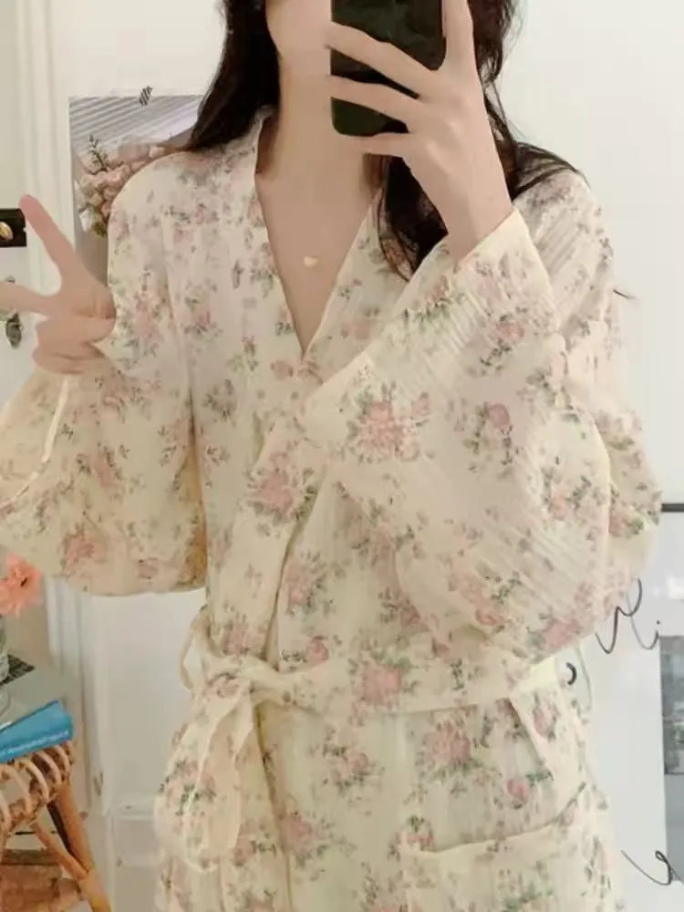 New Fresh Design Floral Nightgown Women, Summer Long Tie-Waist Loose Bathrobe · Wholesale · OEM · Worldwide Shipping - Detail 6