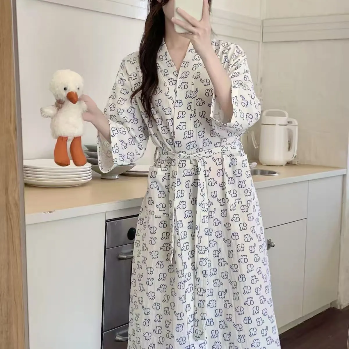 Robe de chambre femme printemps été amincissant éléphant cartoon chemise de nuit maison portable extérieur robe de chambre · Grossiste · OEM · Mondial - View 1