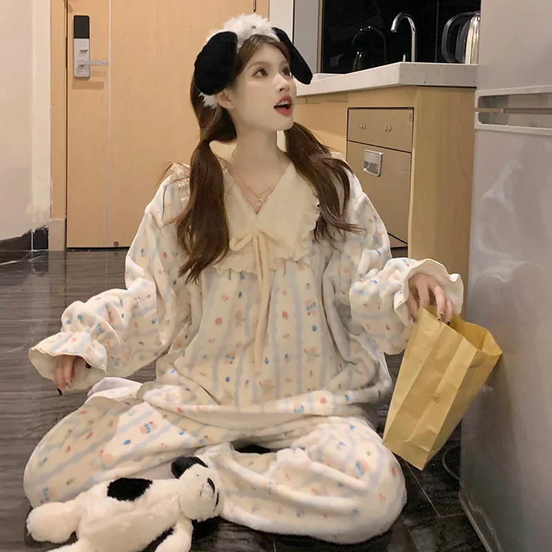 Coral Fleece Pajamas Women Autumn Winter 2026 New Flannel Thickened Warm Loungewear Sweet Princess Style Set · Wholesale · OEM · Worldwide Shipping - View 2