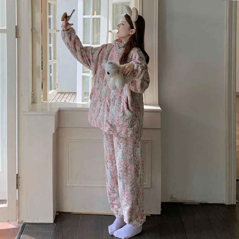 Pyjama femme en polaire corail, automne-hiver, épais et chaud, nouveau modèle 2026, ensemble de maison en flanelle doux et mignon · Grossiste · OEM · Mondial - View 4