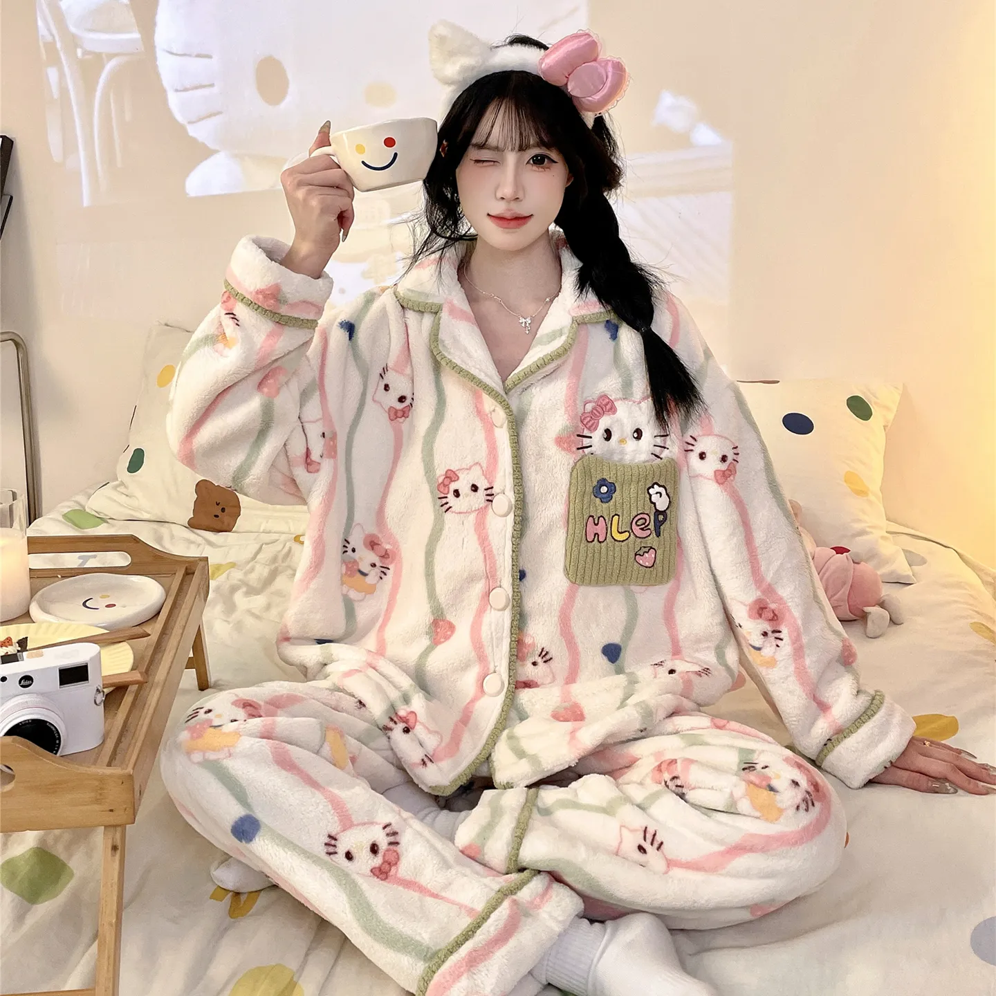 Nouveauté Automne-Hiver 2026 Pyjama Fille Flanelle 290g Cardigan Col Revers Épaissi Ensemble Homewear Cartoon · Grossiste · OEM · Mondial - Detail 16