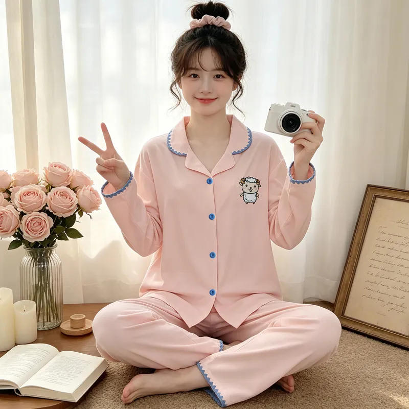 Piyama Set Lengan Panjang Rumah Bergaya Korea Ins dengan Bordir Kartun Domba Lucu Bahan Katun Imitasi Nyaman Model Kerang · Grosir · OEM · Pengiriman Global