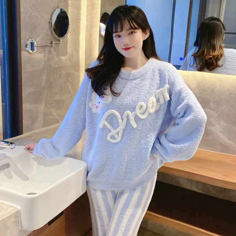 Outerwear-Ready Half Velvet Sleepwear for Women Winter Long-Sleeve Thick Soft Sweet Casual Warm Fleece Pajamas · Wholesale · OEM · Worldwide Shipping - View 4