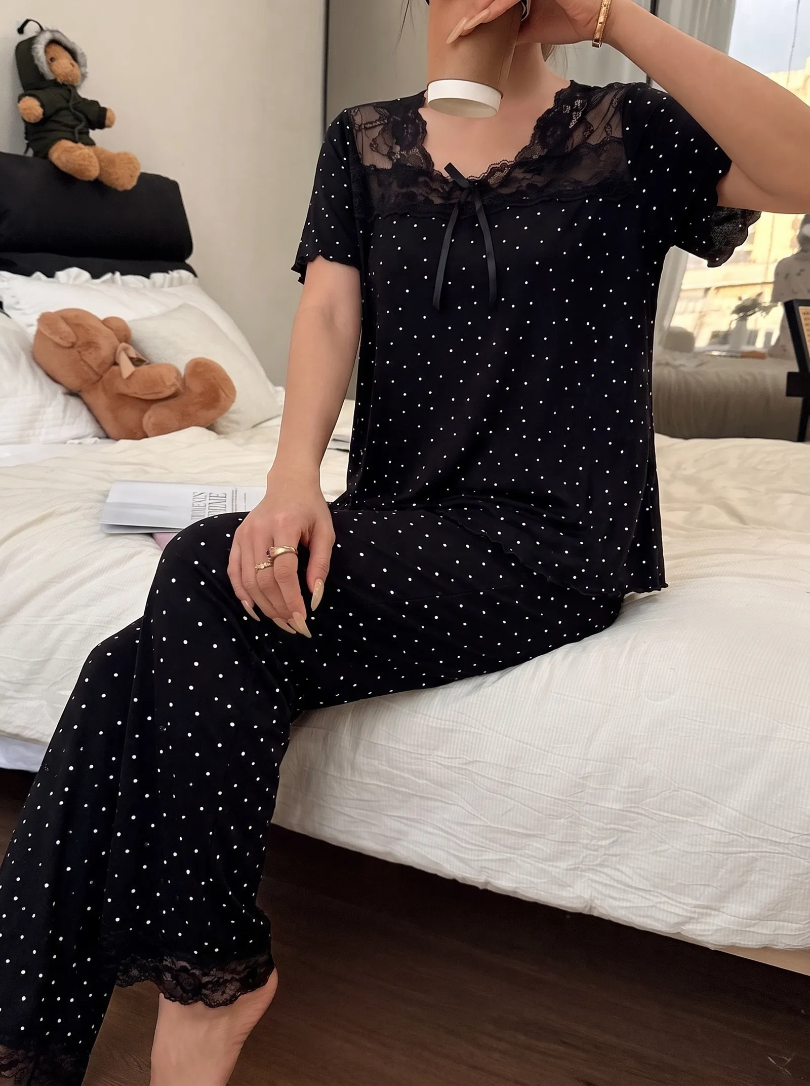 New Europe & US Style Women's Polka Dot Lace Sexy Slimming Summer Pajama Set, Thin Short Sleeve Top and Long Pants, Wearable-Outside Loungewear · Wholesale · OEM · Worldwide Shipping - Detail 3