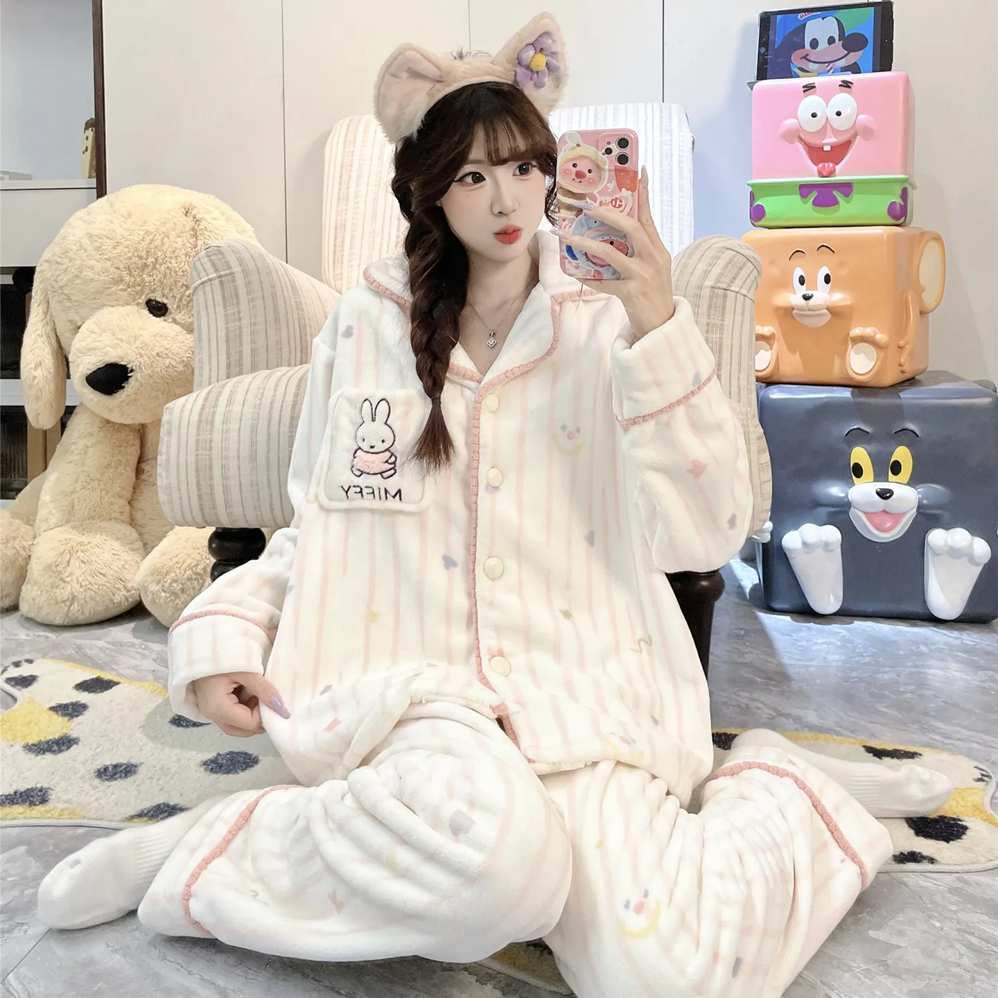New Autumn Winter Women's Pajamas Flannel 290g Cardigan Lapel Thickened Cartoon Loungewear Set Wearable Outside · Wholesale · OEM · Worldwide Shipping