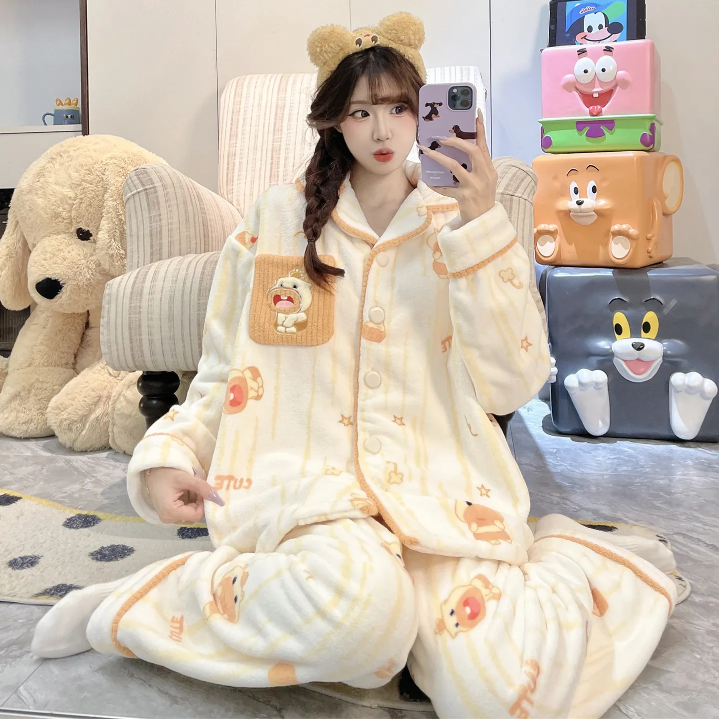 2026 가을겨울 신상 잠옷 소녀 플란넬 290g 카디건 칼라 두꺼운 만화 홈웨어 세트 · 도매 · OEM · 전 세계 배송 - Detail 15