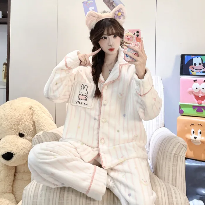 2026 가을겨울 신상 잠옷 소녀 플란넬 290g 카디건 칼라 두꺼운 만화 홈웨어 세트 · 도매 · OEM · 전 세계 배송 - Detail 5