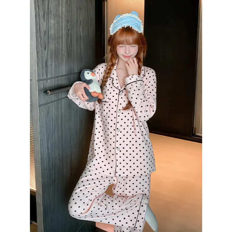 신상 가을 겨울 아일랜드 플리스 여성 파자마 심플 물방울 긴팔 긴바지 투피스 세트 외출 가능 따뜻한 홈웨어 · 도매 · OEM · 전 세계 배송 - View 1
