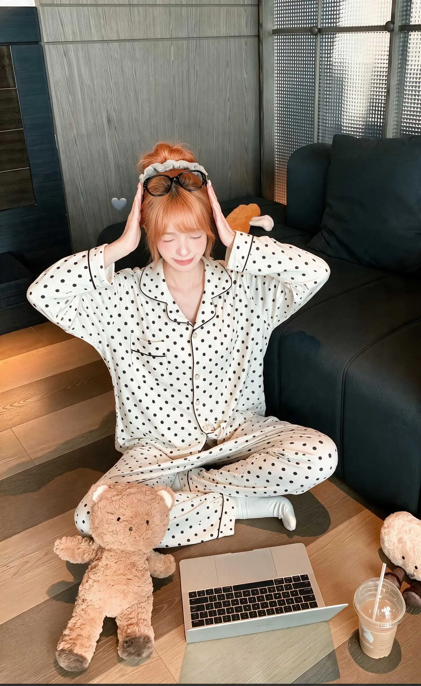 신상 가을 겨울 아일랜드 플리스 여성 파자마 심플 물방울 긴팔 긴바지 투피스 세트 외출 가능 따뜻한 홈웨어 · 도매 · OEM · 전 세계 배송 - Detail 12