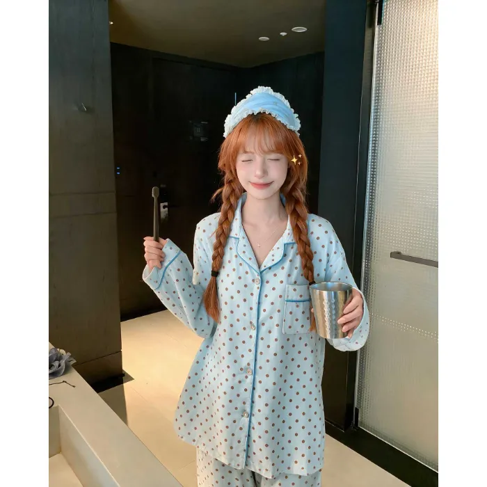 신상 가을 겨울 아일랜드 플리스 여성 파자마 심플 물방울 긴팔 긴바지 투피스 세트 외출 가능 따뜻한 홈웨어 · 도매 · OEM · 전 세계 배송 - Detail 2