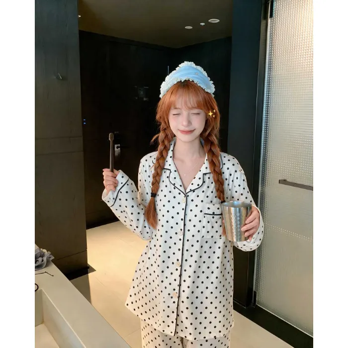 신상 가을 겨울 아일랜드 플리스 여성 파자마 심플 물방울 긴팔 긴바지 투피스 세트 외출 가능 따뜻한 홈웨어 · 도매 · OEM · 전 세계 배송 - Detail 3