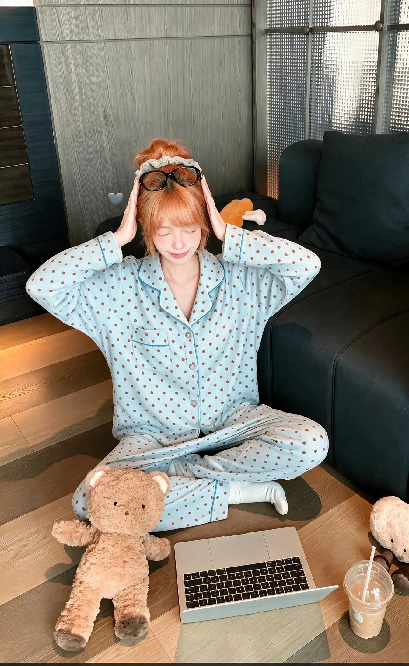 신상 가을 겨울 아일랜드 플리스 여성 파자마 심플 물방울 긴팔 긴바지 투피스 세트 외출 가능 따뜻한 홈웨어 · 도매 · OEM · 전 세계 배송 - Detail 7