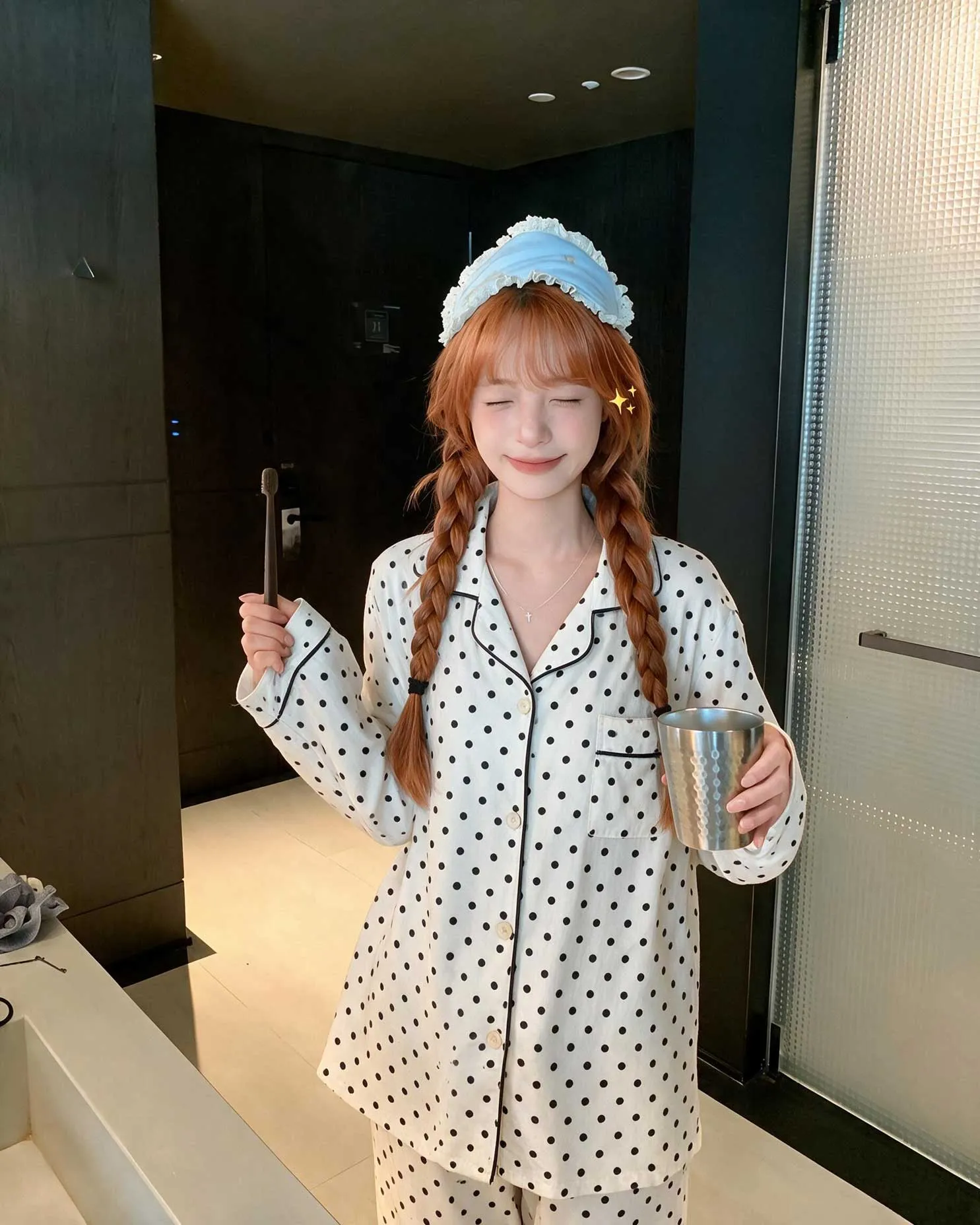 신상 가을 겨울 아일랜드 플리스 여성 파자마 심플 물방울 긴팔 긴바지 투피스 세트 외출 가능 따뜻한 홈웨어 · 도매 · OEM · 전 세계 배송 - Detail 11