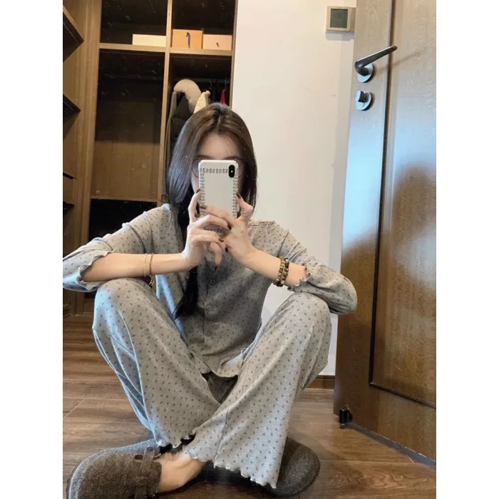 6418 그레이 작은 딸기 원판 제작법 2026년 춘추 시즌 신상 파자마 여성 인플루언서 스타일 홈웨어 세트 · 도매 · OEM · 전 세계 배송 - Detail 1