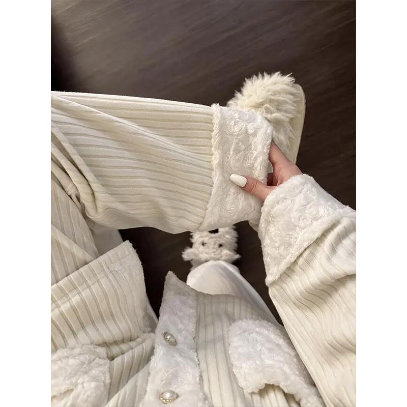 Cashmere Pajamas for Women Autumn/Winter 2026 New Thickened Warm Comfortable Sweet and Cute Homewear Two-Piece Set · Wholesale · OEM · Worldwide Shipping - View 3