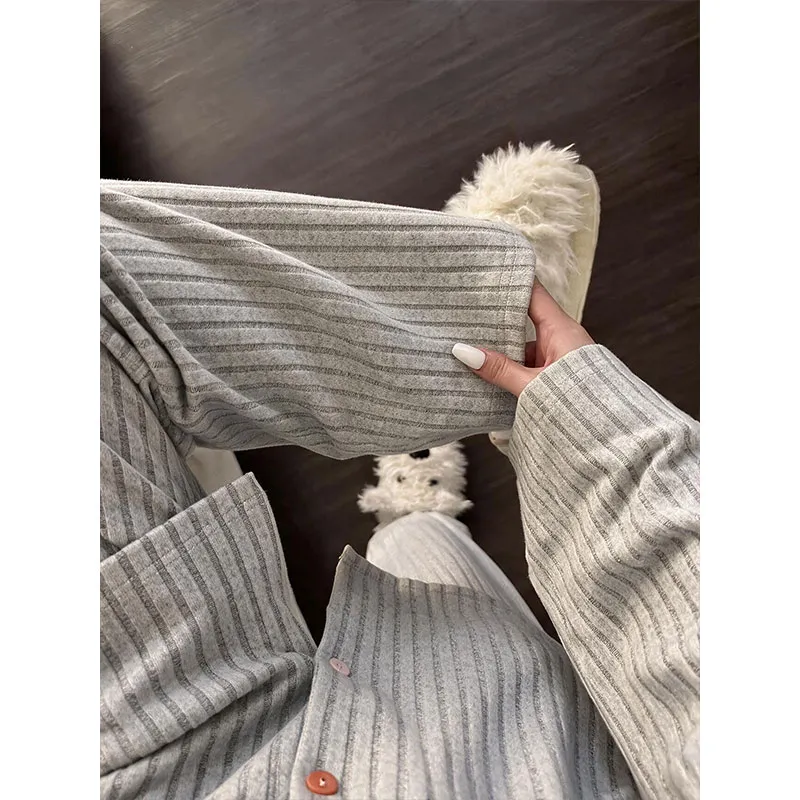 Cashmere Pajamas for Women Autumn/Winter 2026 New Thickened Warm Comfortable Sweet Cute Homewear Two-Piece Set · Wholesale · OEM · Worldwide Shipping - View 3