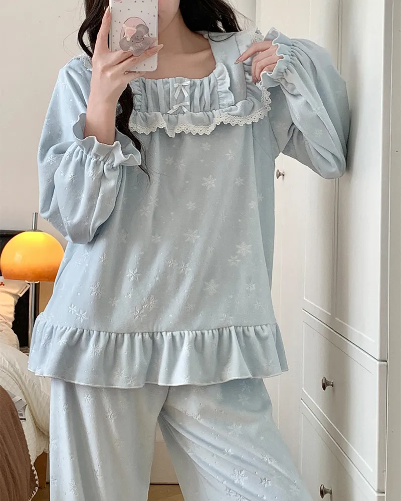 6706Z# Nouvelle collection hiver pyjama femme épais en velours polaire île, style princesse en dentelle, manches longues, ensemble de vêtements d'intérieur doux · Grossiste · OEM · Mondial - View 1