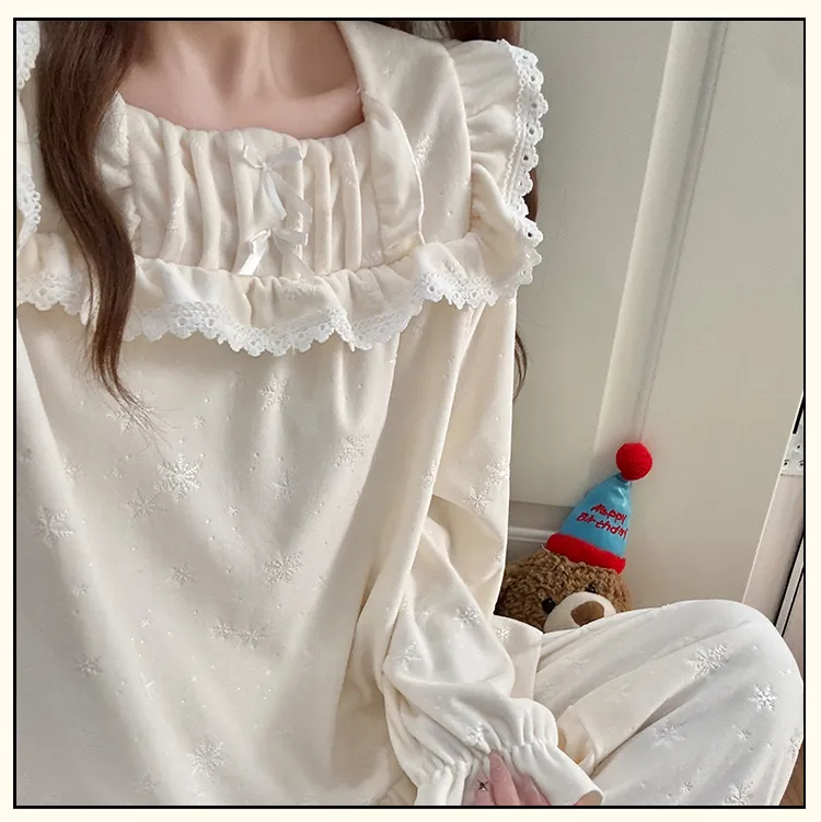 6706Z# Nouvelle collection hiver pyjama femme épais en velours polaire île, style princesse en dentelle, manches longues, ensemble de vêtements d'intérieur doux · Grossiste · OEM · Mondial - Detail 12